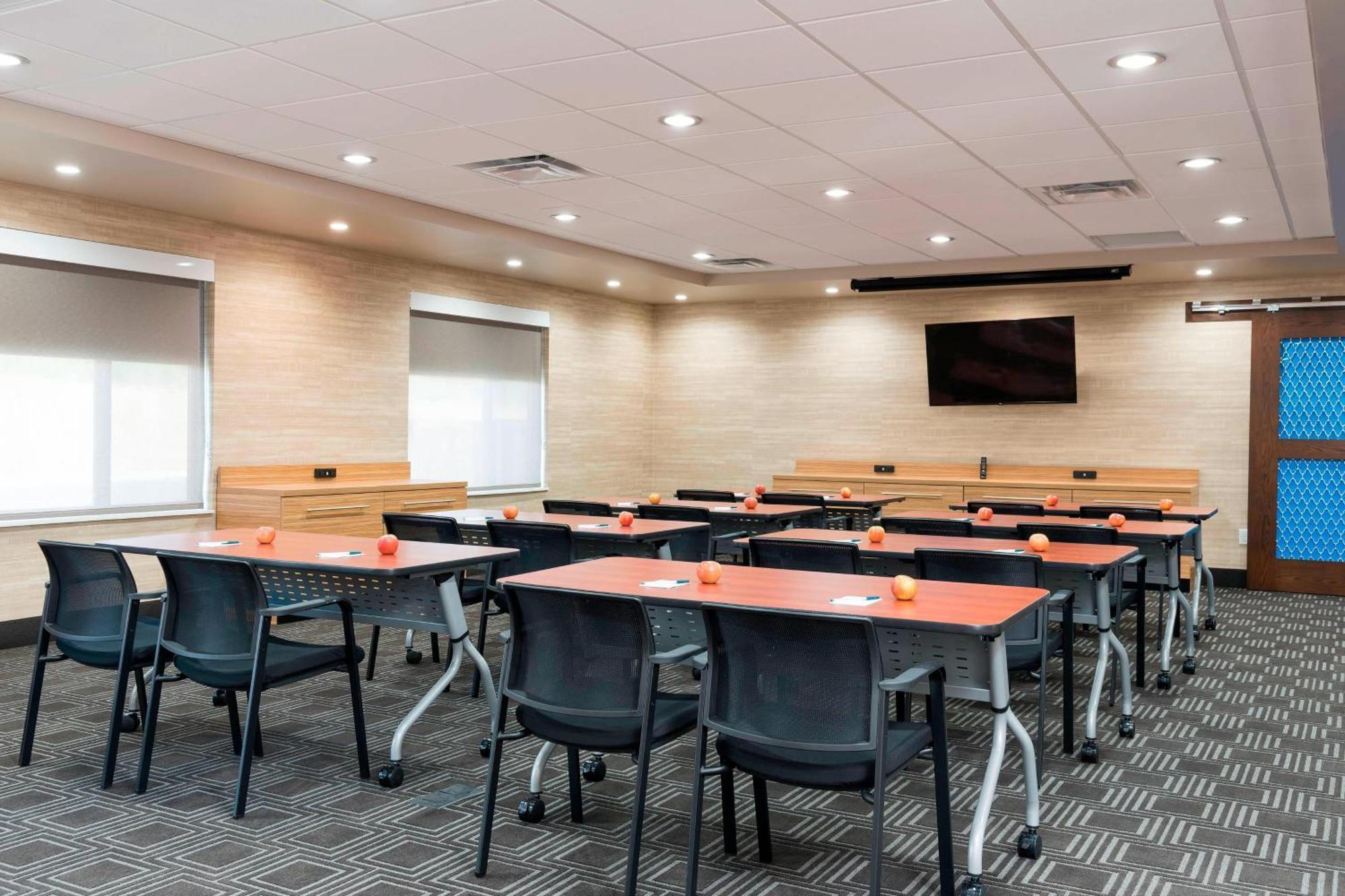 Towneplace Suites By Marriott Ontario-Mansfield Εξωτερικό φωτογραφία